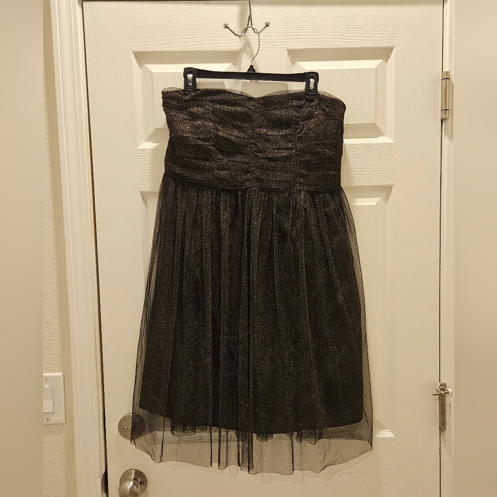 Forever 21 Black & Gold Strapless Dress